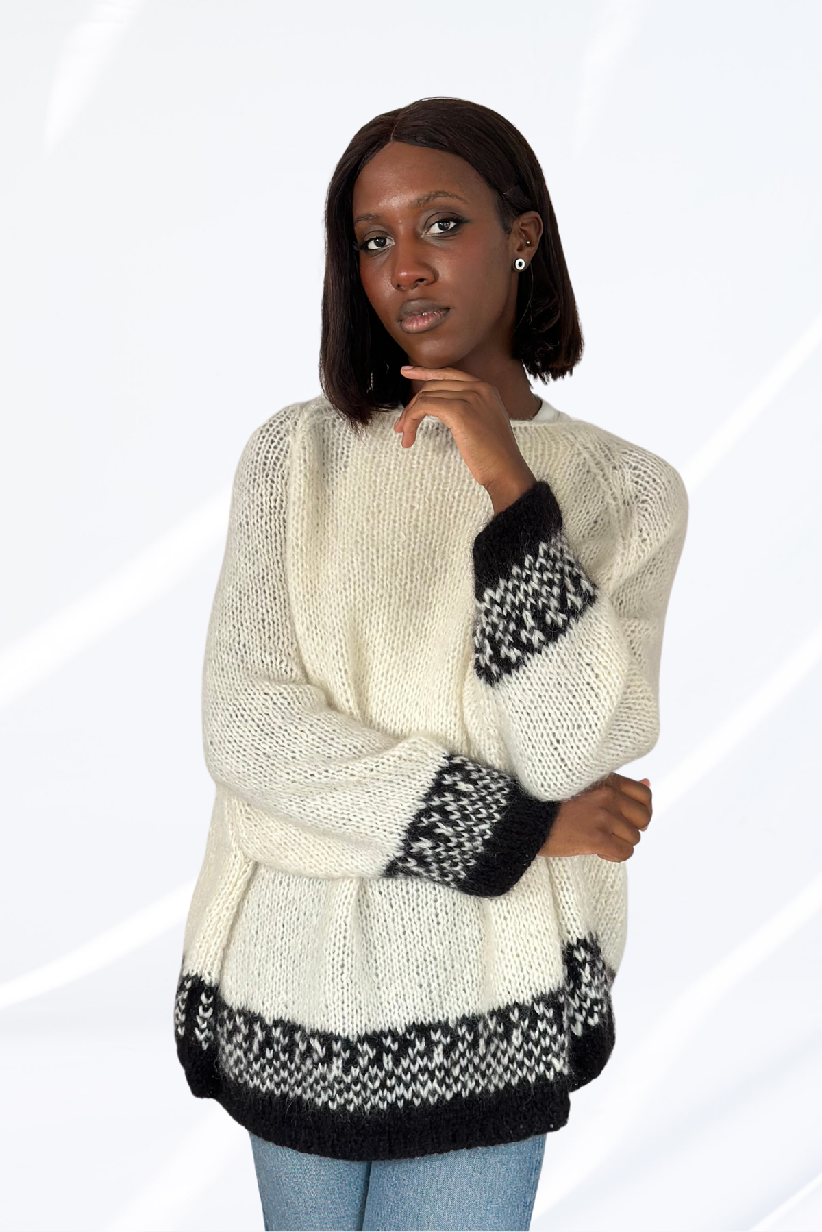 Off-white & black round neck pullover