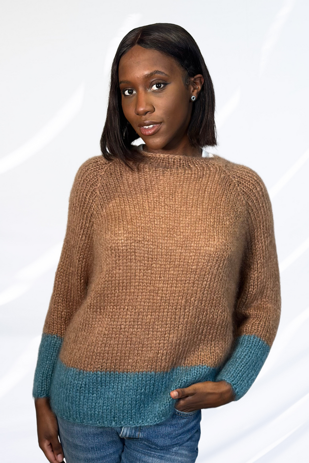 Brown & blue pullover