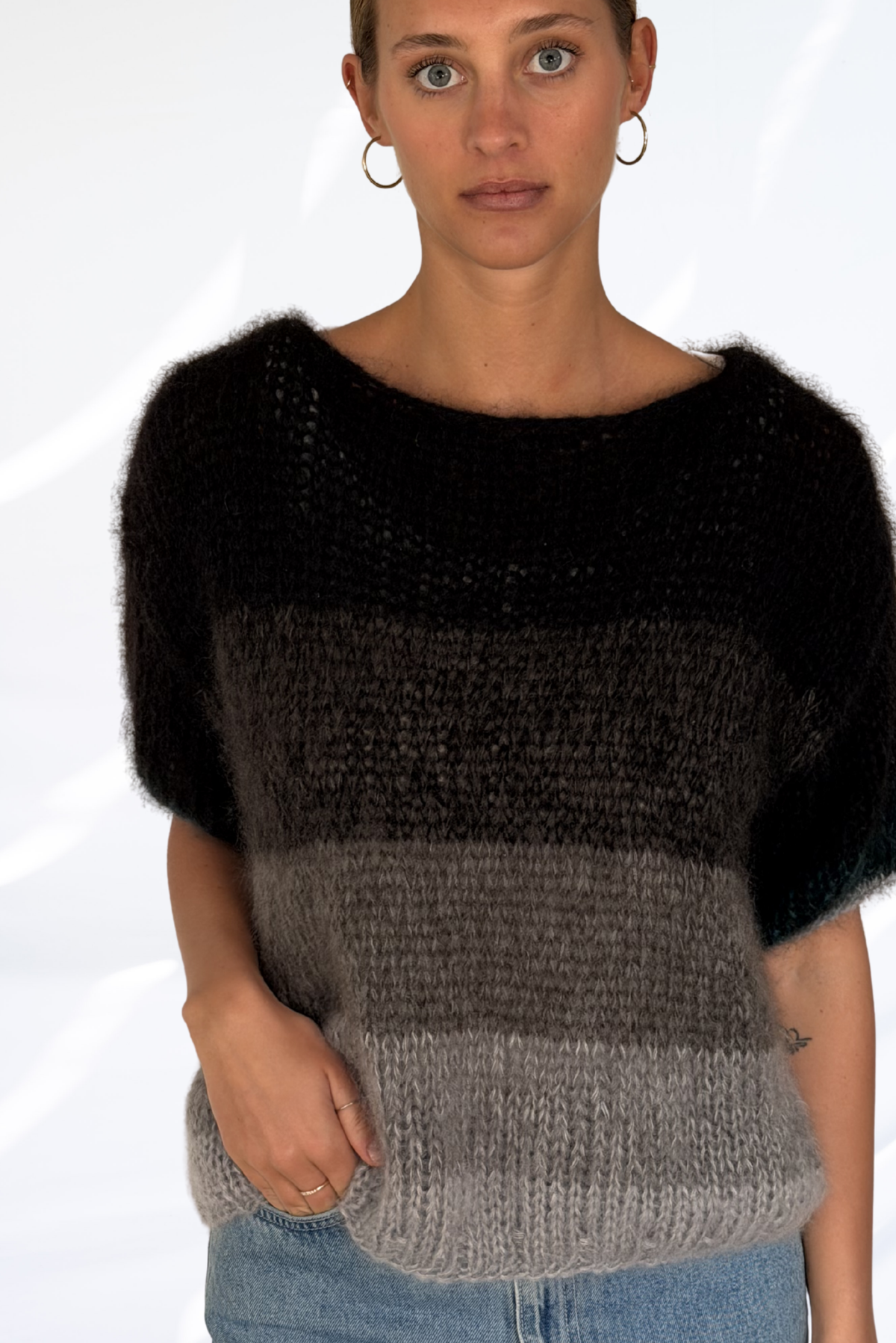 Grey & Black lines pullover