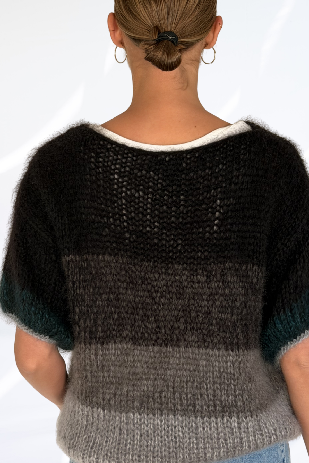 Grey & Black lines pullover