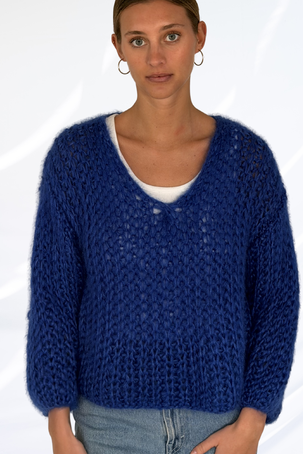 Blue pullover