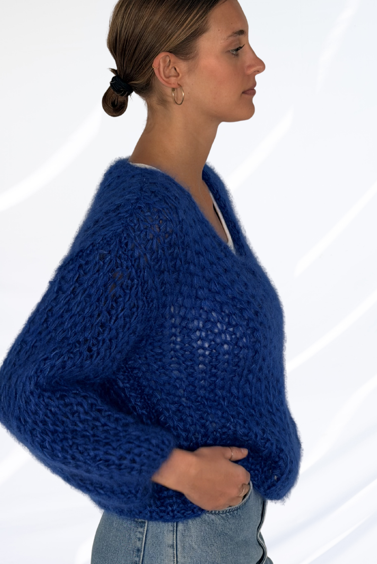 Blue pullover
