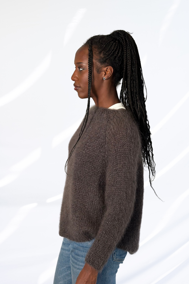 Brown pullover