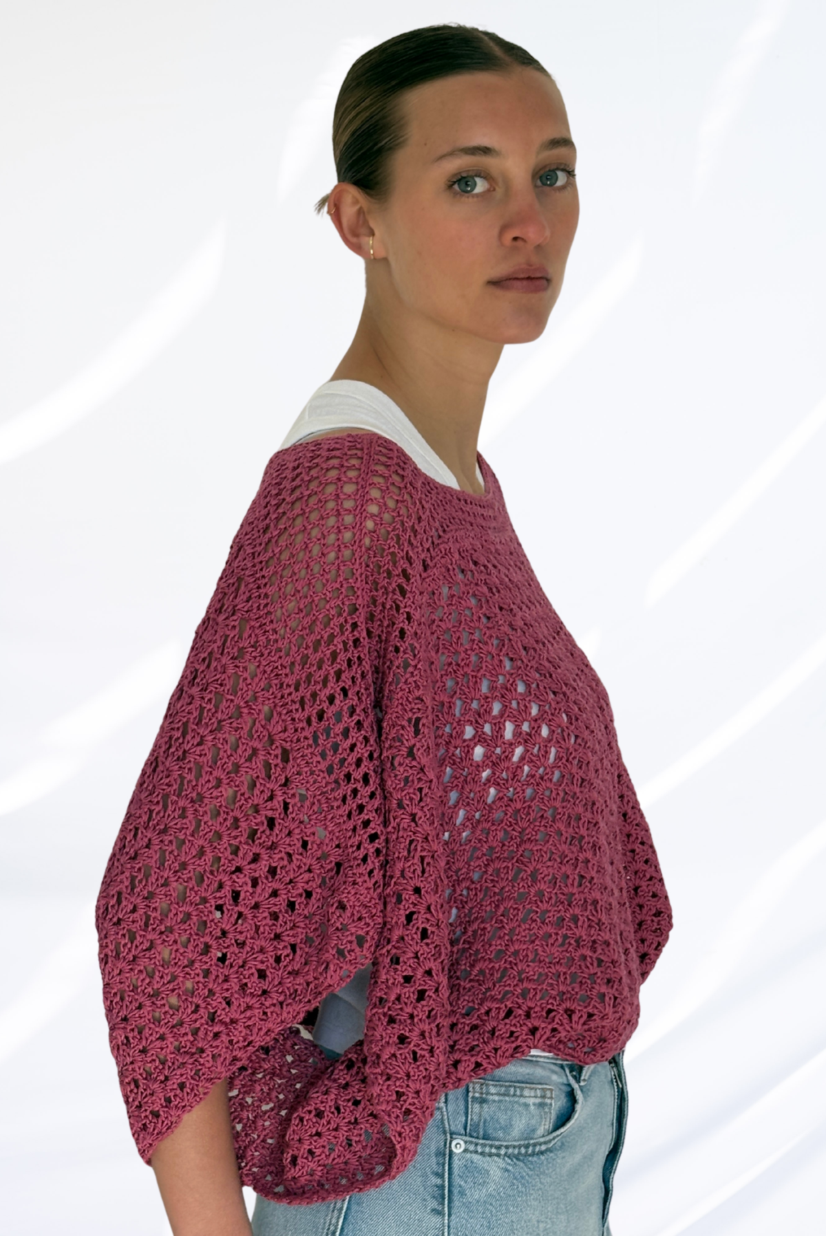 Violet crochet pullover