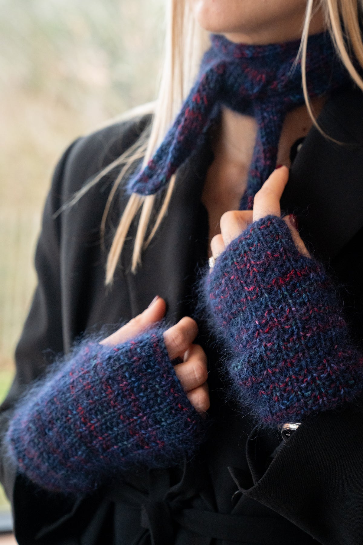 Maï mittens mixed blue