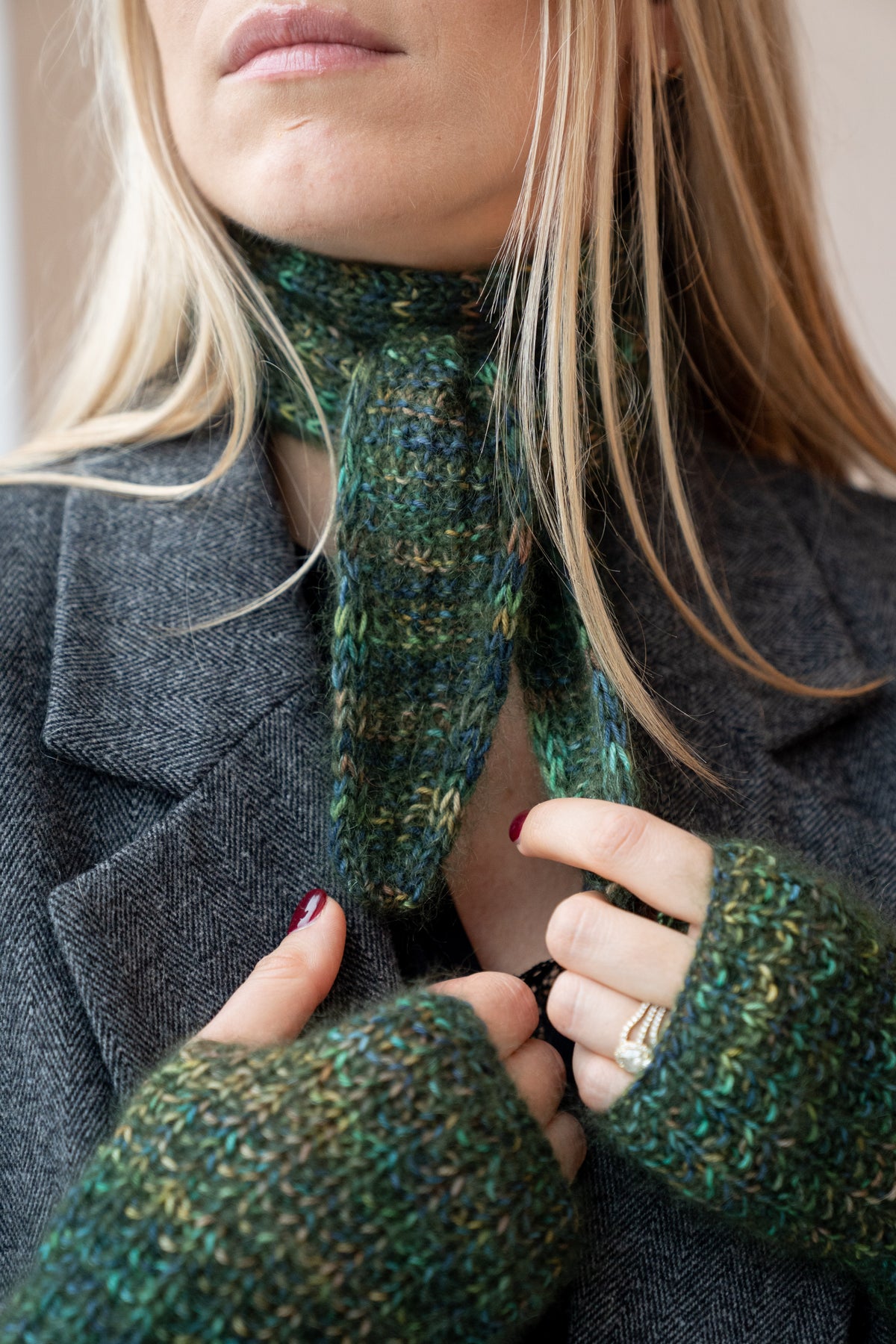 Maï hug scarf mixed green