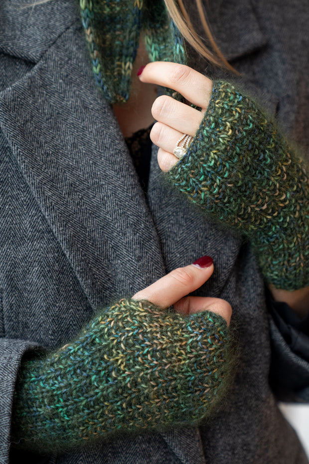 Maï mittens mixed green